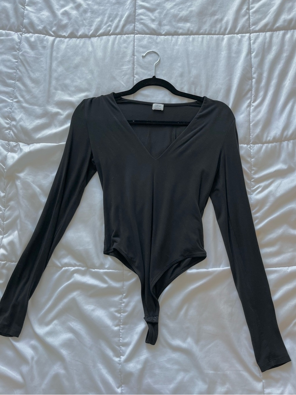 Wilfred Black Long Sleeve V-Neck Thong Bodysuit, Size Small